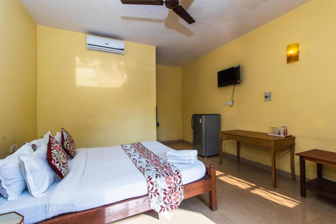 Larios Beach Holidays Resort Baga Buitenkant foto