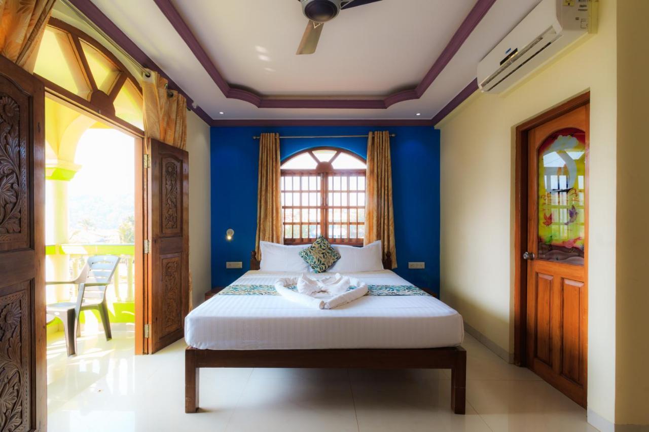 Larios Beach Holidays Resort Baga Buitenkant foto