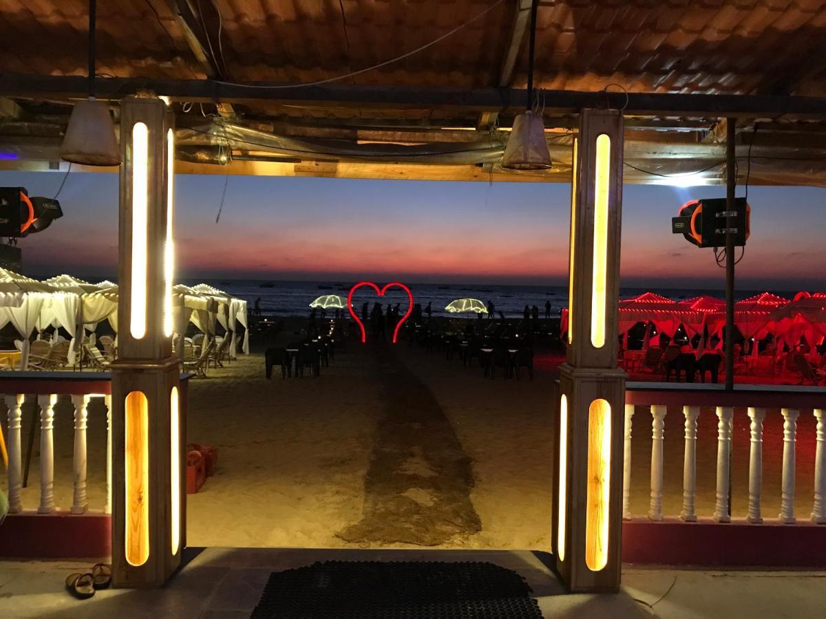 Larios Beach Holidays Resort Baga Buitenkant foto