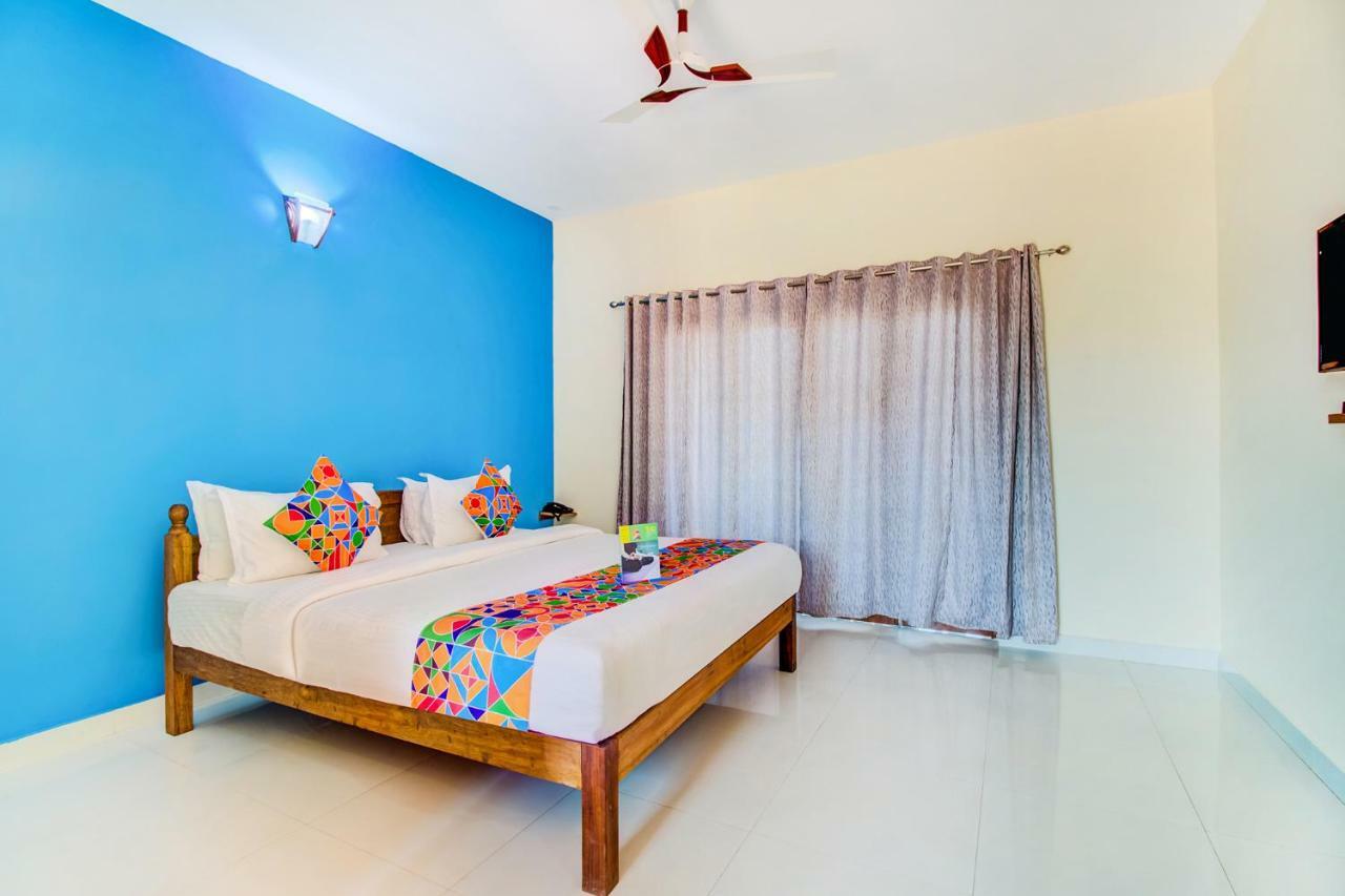 Larios Beach Holidays Resort Baga Buitenkant foto